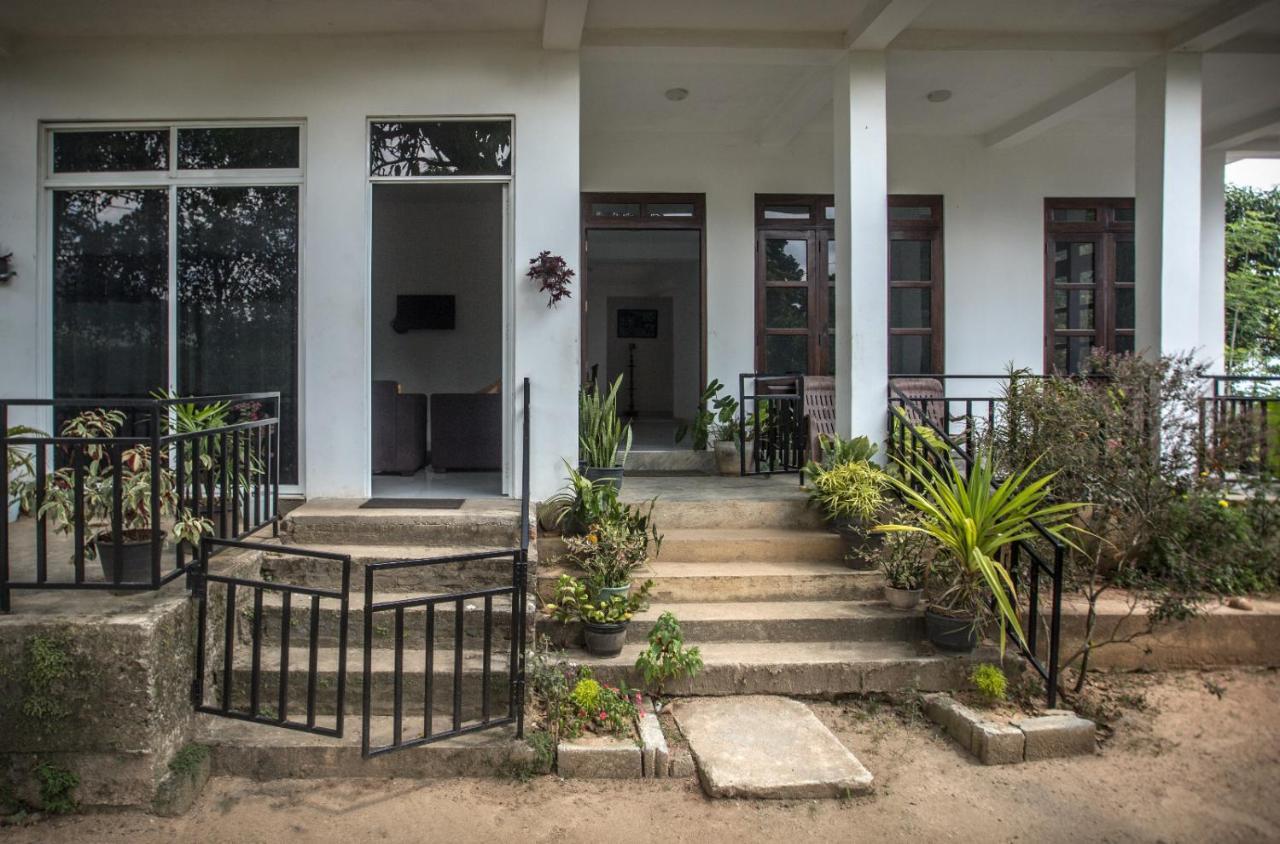 Kandy Fortress Exterior photo